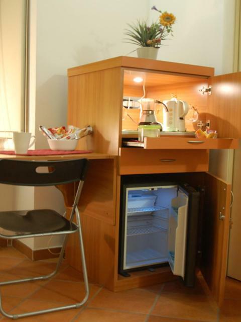 Hotel Micasatucasa à Naples Extérieur photo